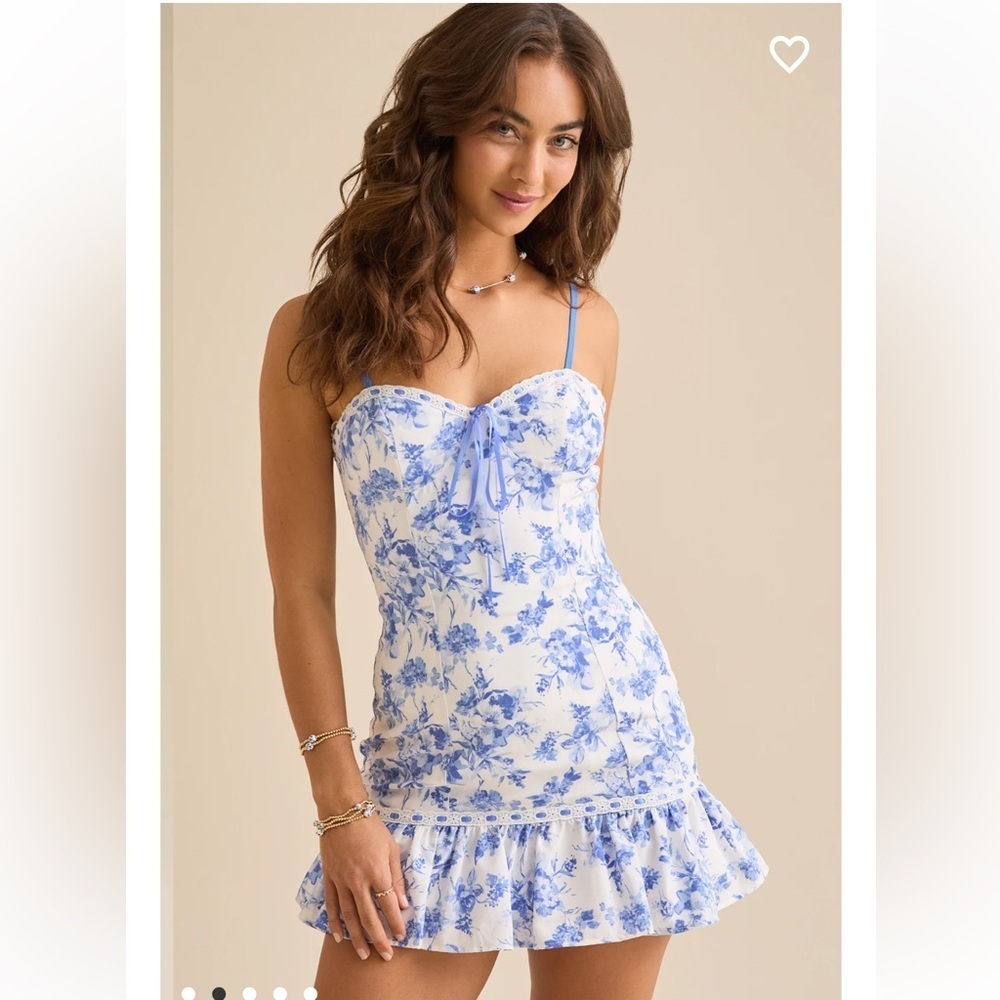 New with tags Altar’d State Bella Floral Mini Dress